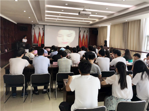 1526291654678955.jpg CD03EC72677675845E525C2A800BF876.jpg